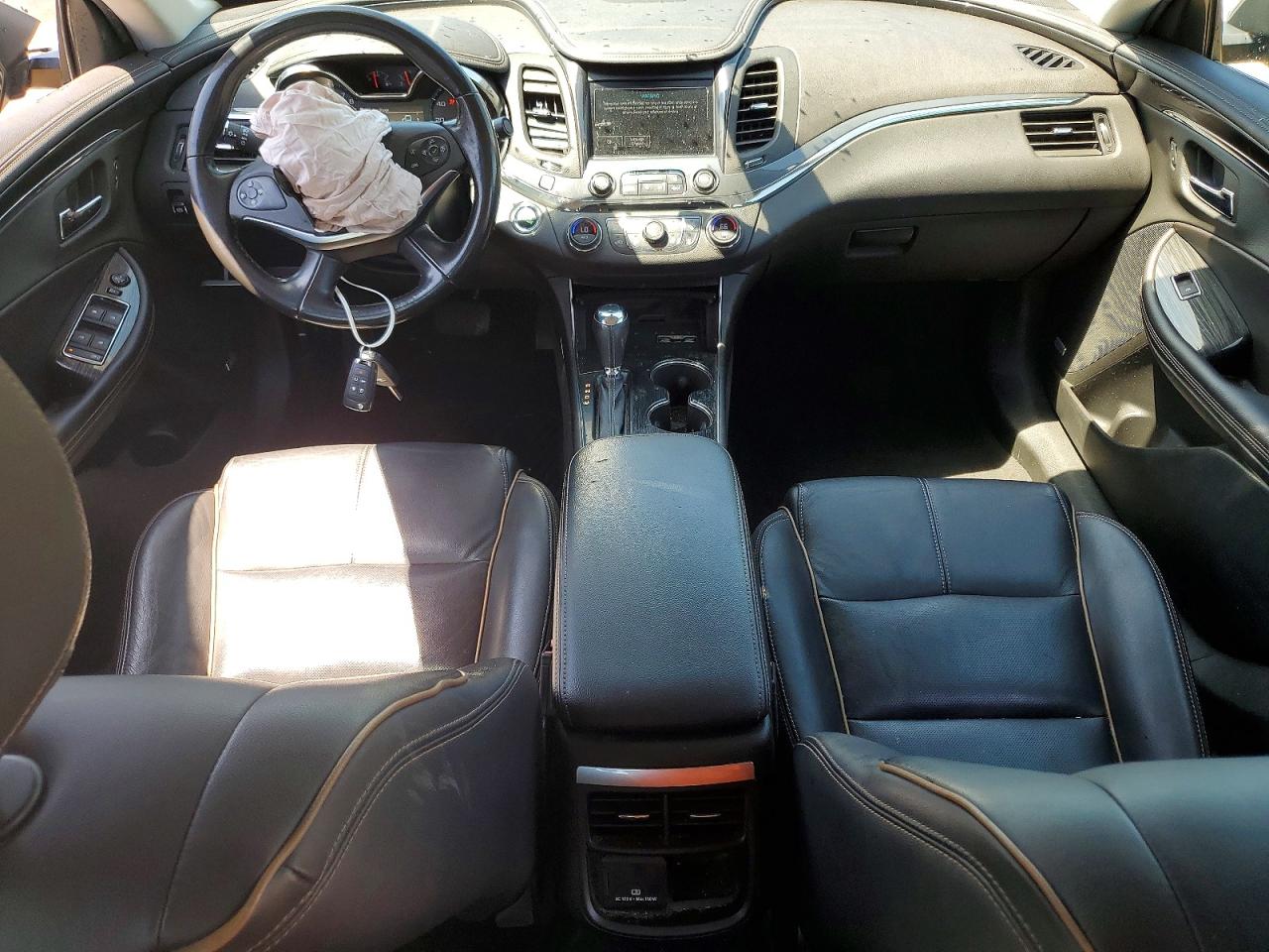 2019 Chevrolet Impala VIN 2G1105S36K9110383 photo 8
