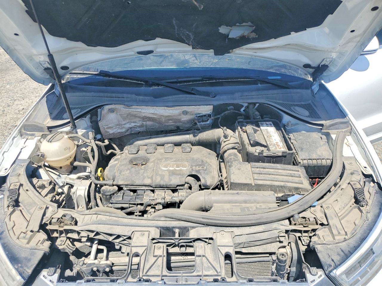 2016 Audi Q3 VIN WA1GFCFSXGR004015 photo 12
