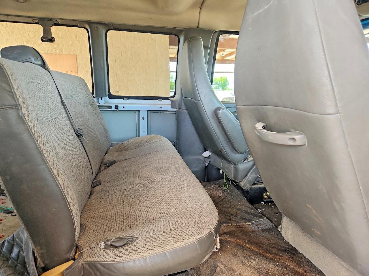 2012 Chevrolet Express VIN 1GAZG1FAXC1148740 photo 11