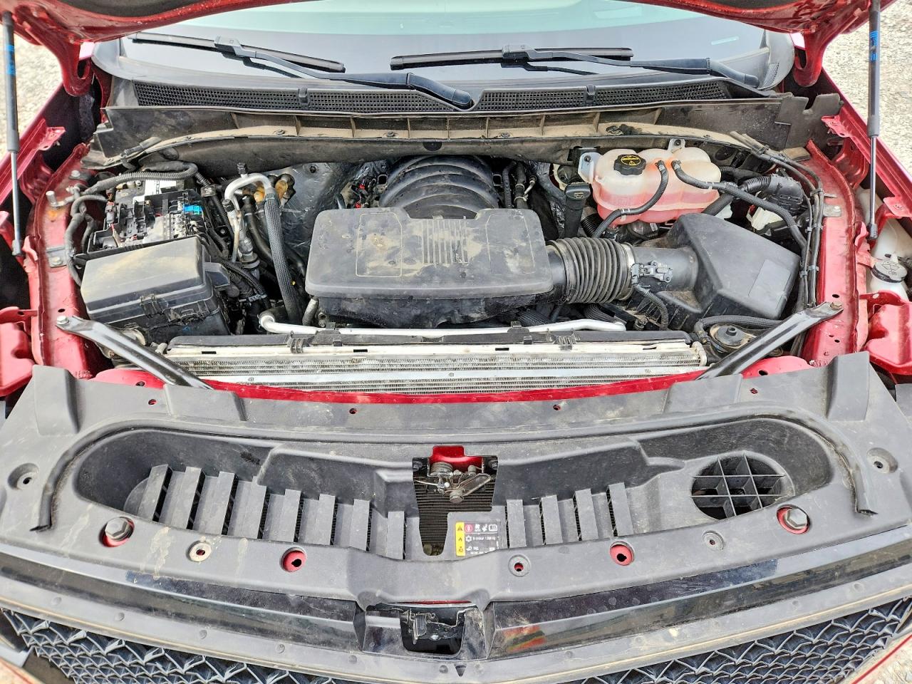 2024 Cadillac Escalade VIN 1GYS4GKL2RR325586 photo 12