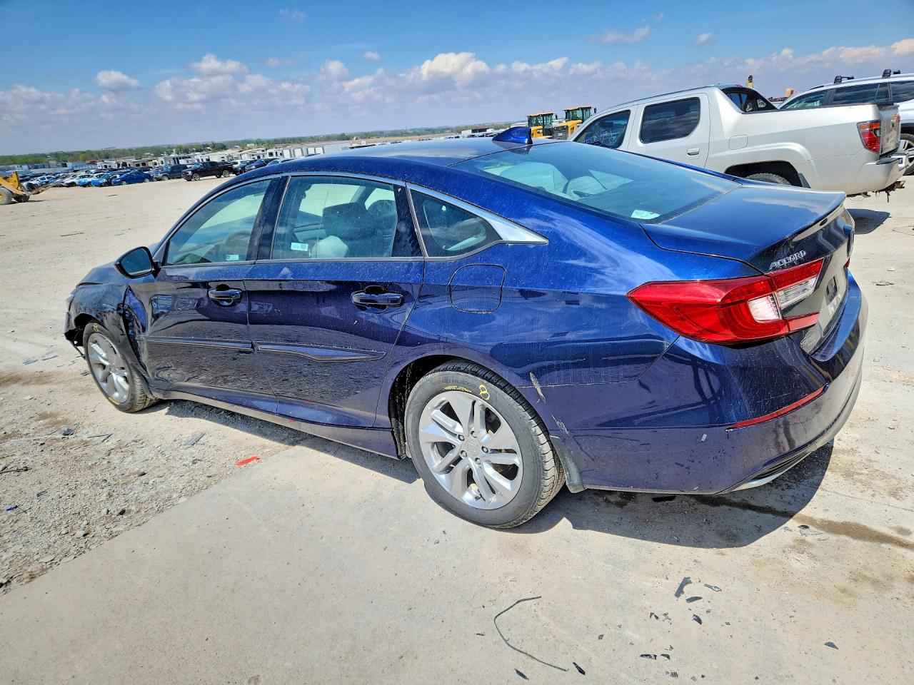 2020 Honda Accord VIN 1HGCV1F1XLA072229 photo 2