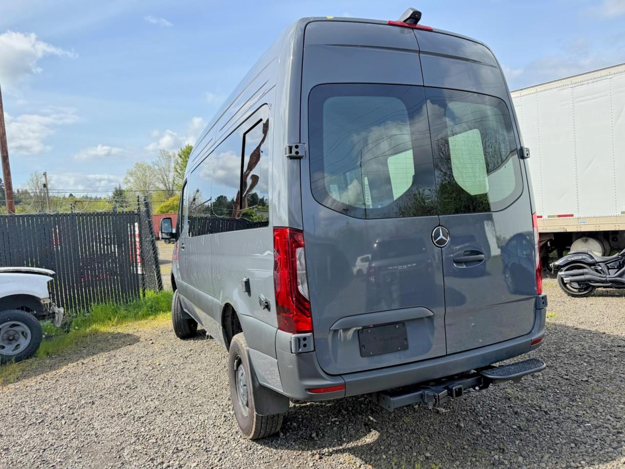 2025 Mercedes-Benz Sprinter VIN W1W4NBVYXST212908 photo 3