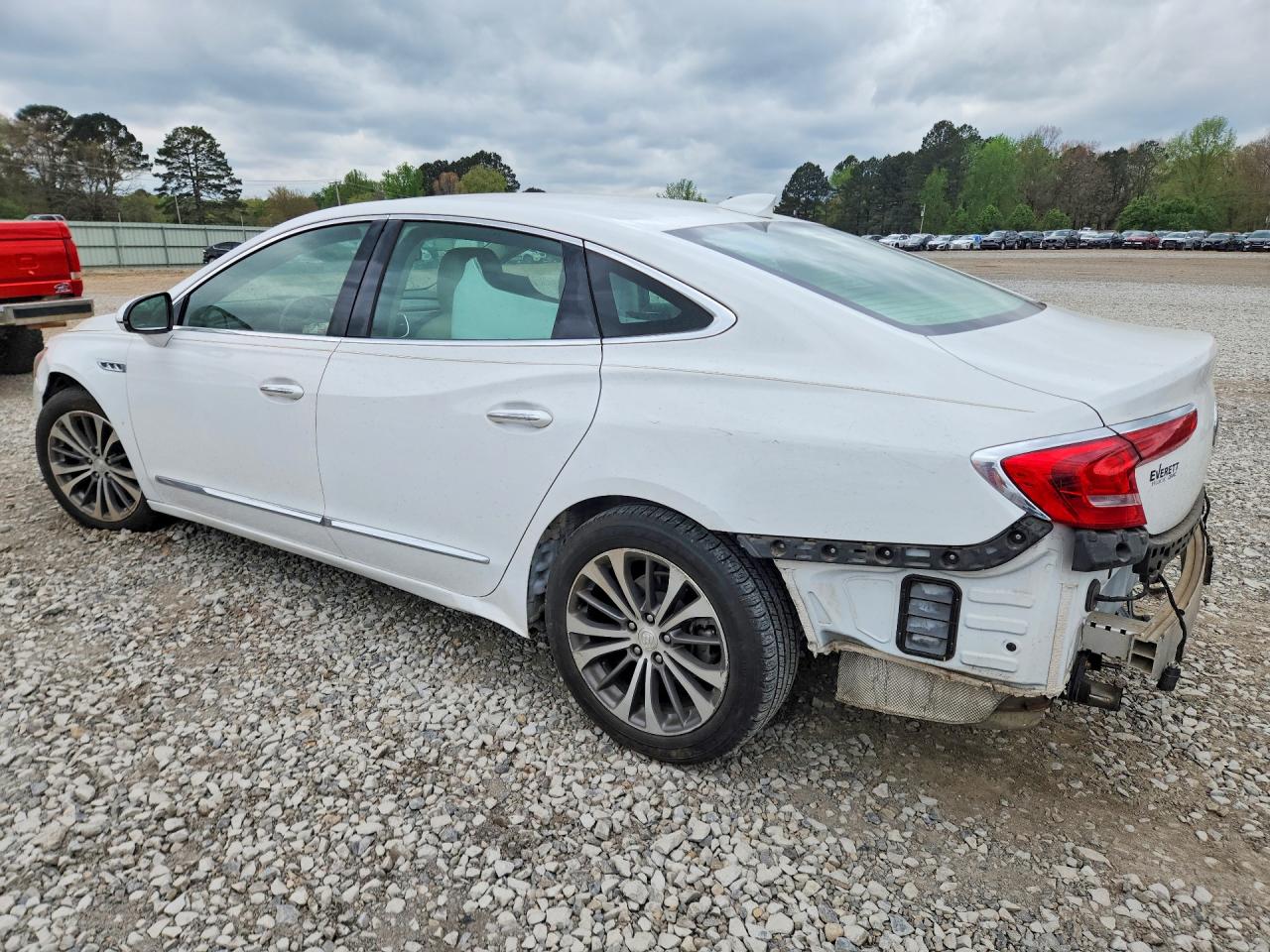 2019 Buick Lacrosse VIN 1G4ZS5SSXKU108937 photo 2