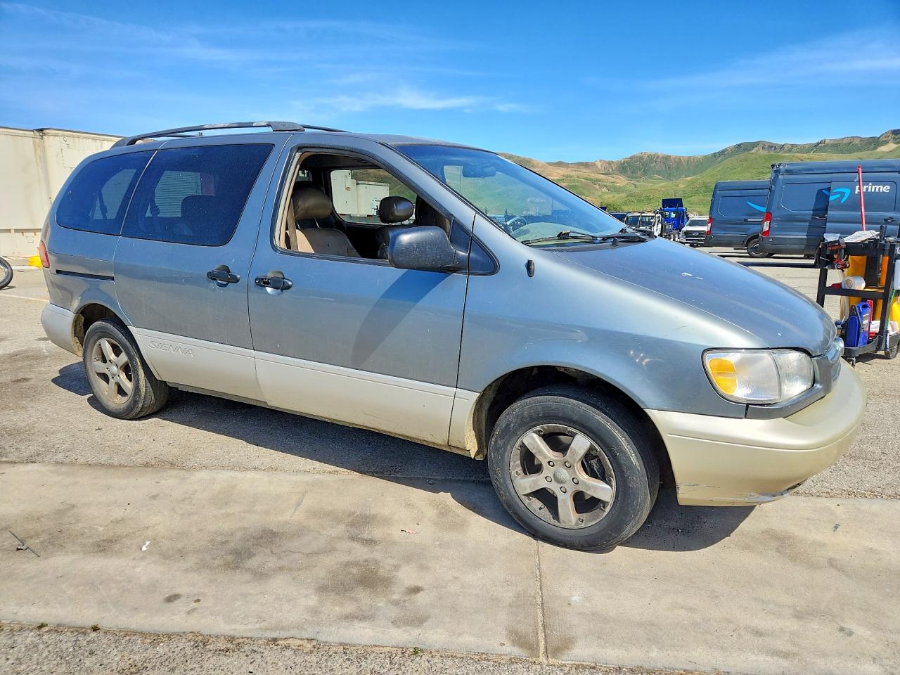 1999 TOYOTA Sienna VIN 4T3ZF13C9XU150020 photo 4