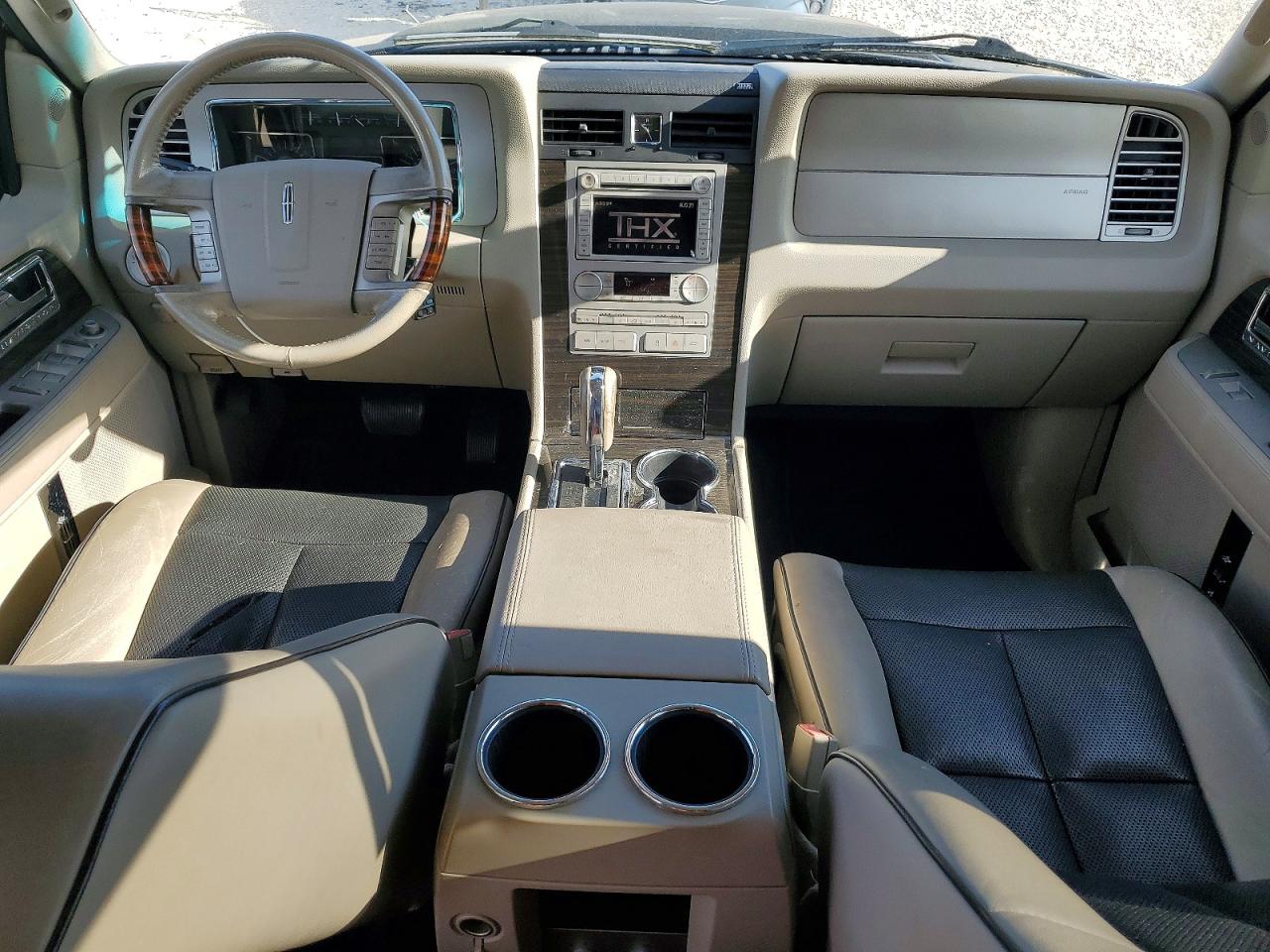 2008 Lincoln Navigator VIN 5LMFU27568LJ13868 photo 8