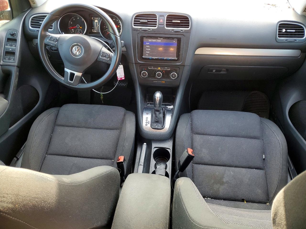 2014 Volkswagen Golf VIN WVWDB7AJ0EW001374 photo 8
