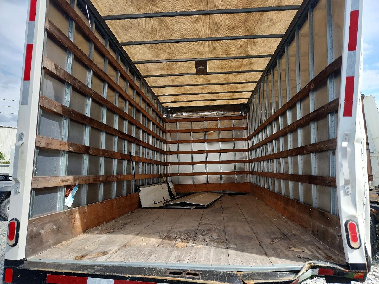2022 Isuzu Npr VIN JALC4W169N7016539 photo 10