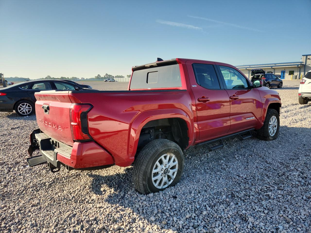 2024 Toyota Tacoma VIN 3TYKB5FN5RT012162 photo 3