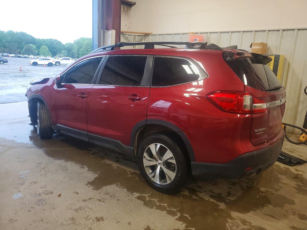 2022 Subaru Ascent VIN 4S4WMACD0N3437792 photo 2
