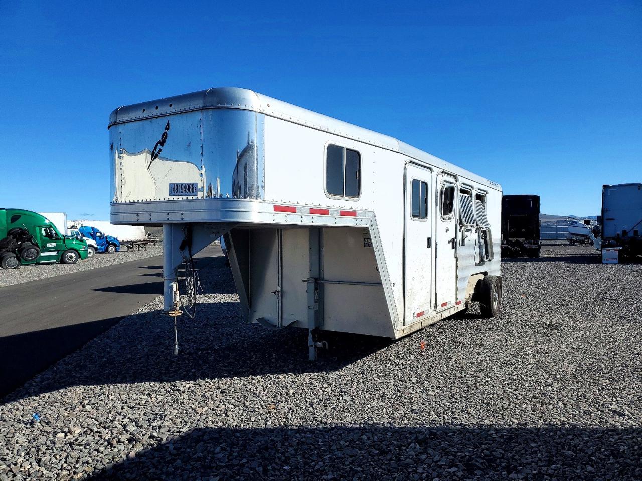 2015 FEATHERLITE Utility VIN 4FGB11820FC135269 photo 2