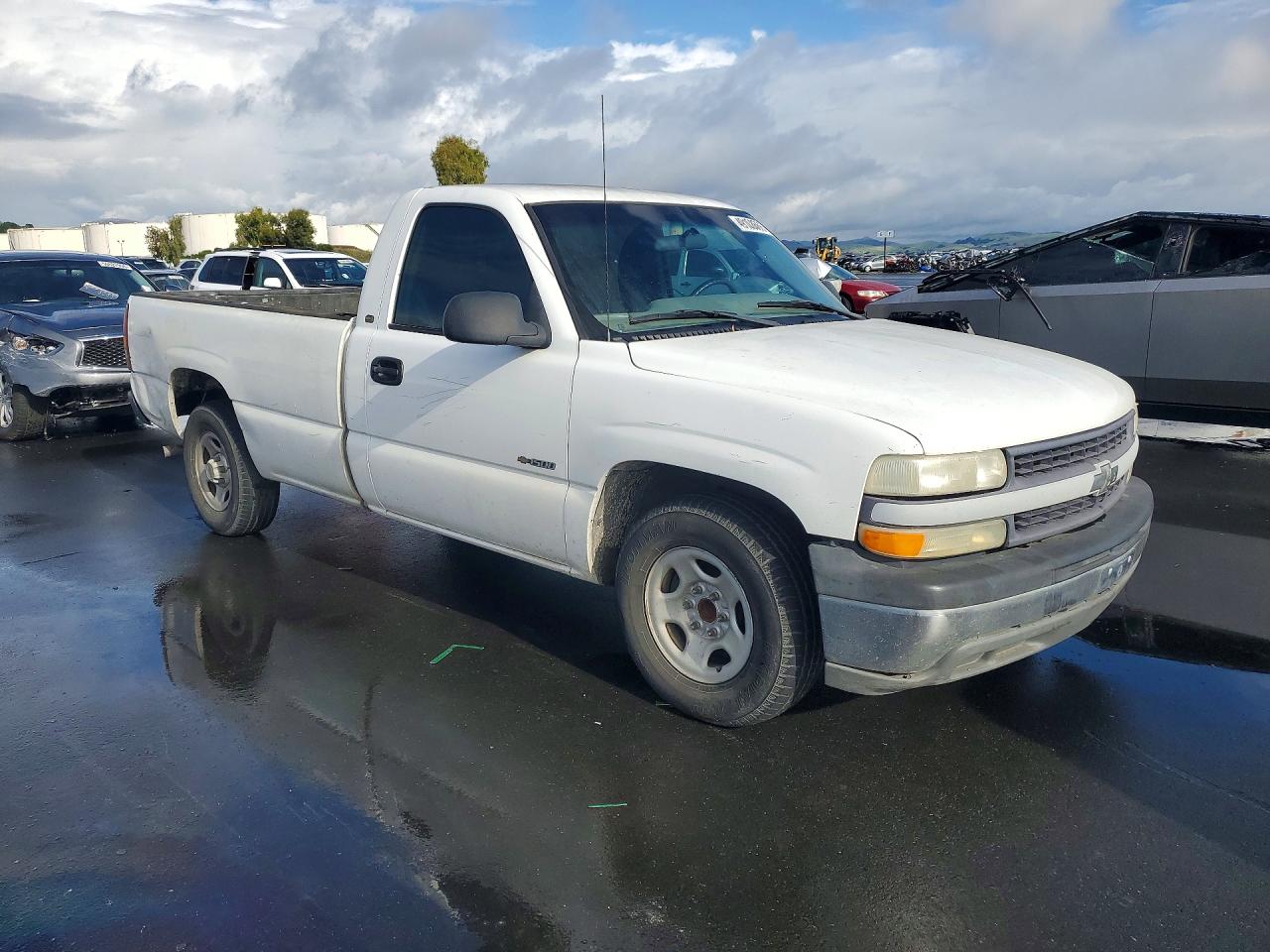 2001 CHEV Silverado VIN 1GCEC14T51E243119 photo 4