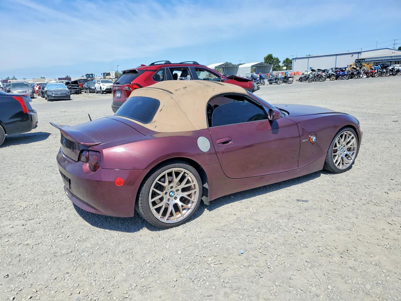 2003 BMW Z4 VIN 4USBT534X3LT22024 photo 3
