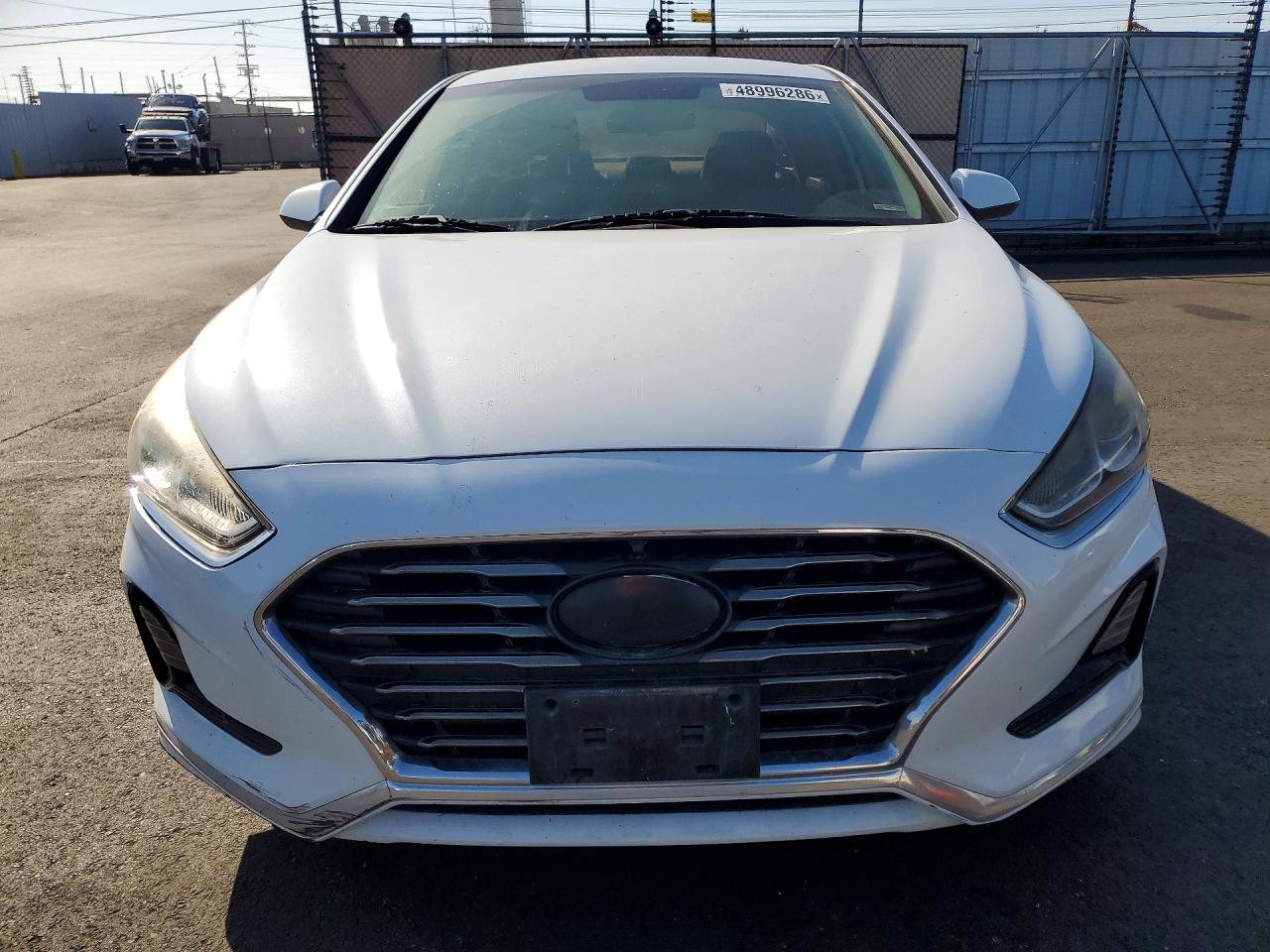 2018 HYUN Sonata VIN 5NPE24AF2JH697167 photo 5
