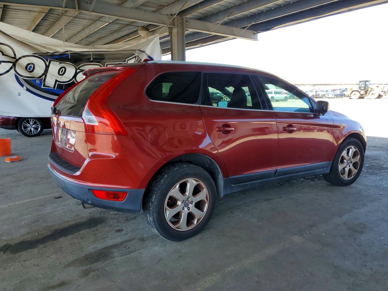 2011 Volvo Xc60 VIN YV4940DL5B2214115 photo 3