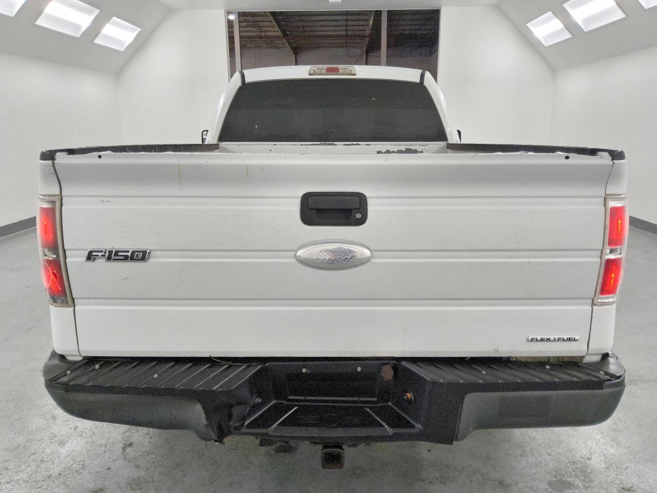 2011 Ford F150 VIN 1FTMF1CM1BKD44609 photo 6