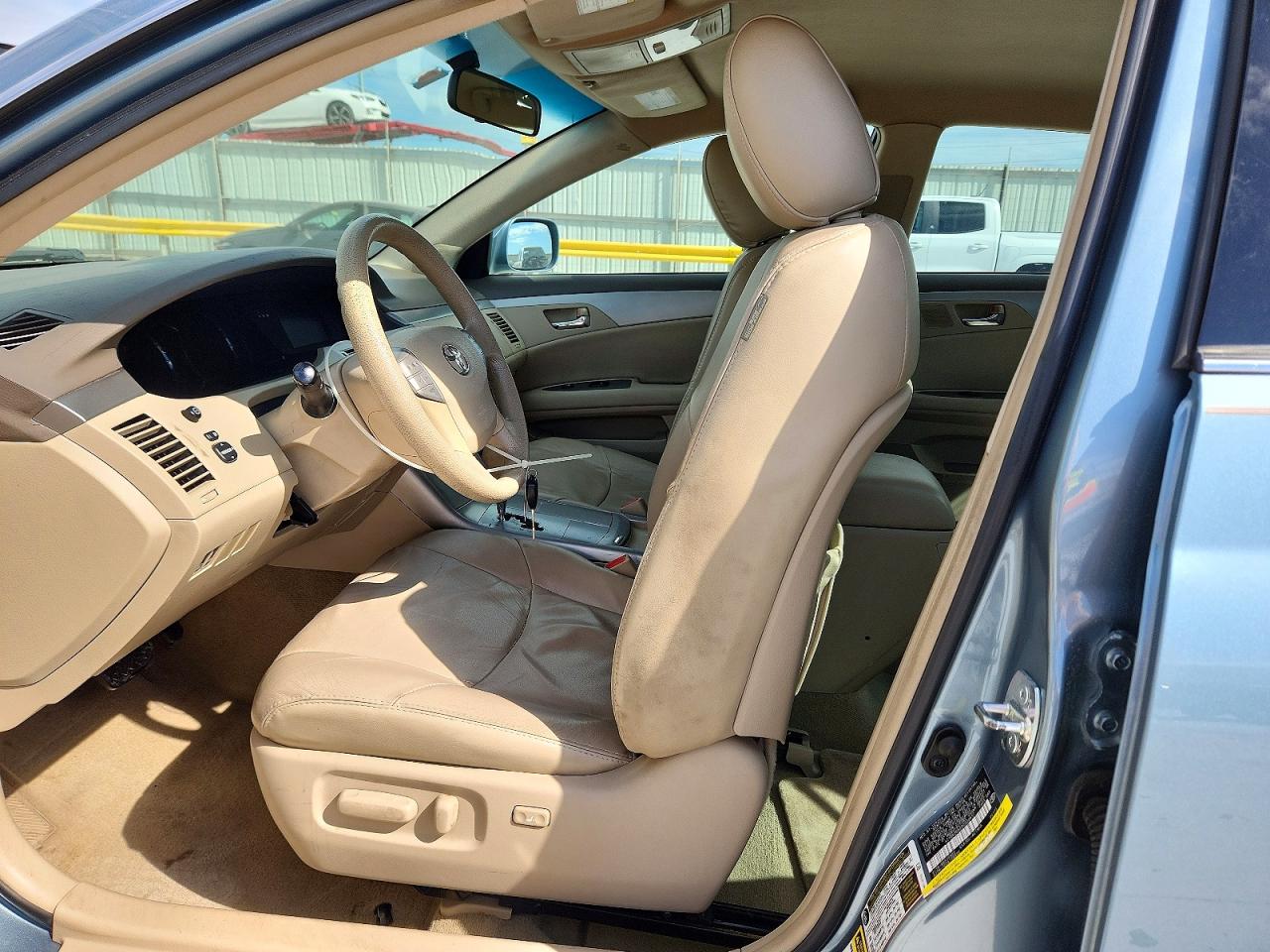 2009 Toyota Avalon VIN 4T1BK36B09U330817 photo 7