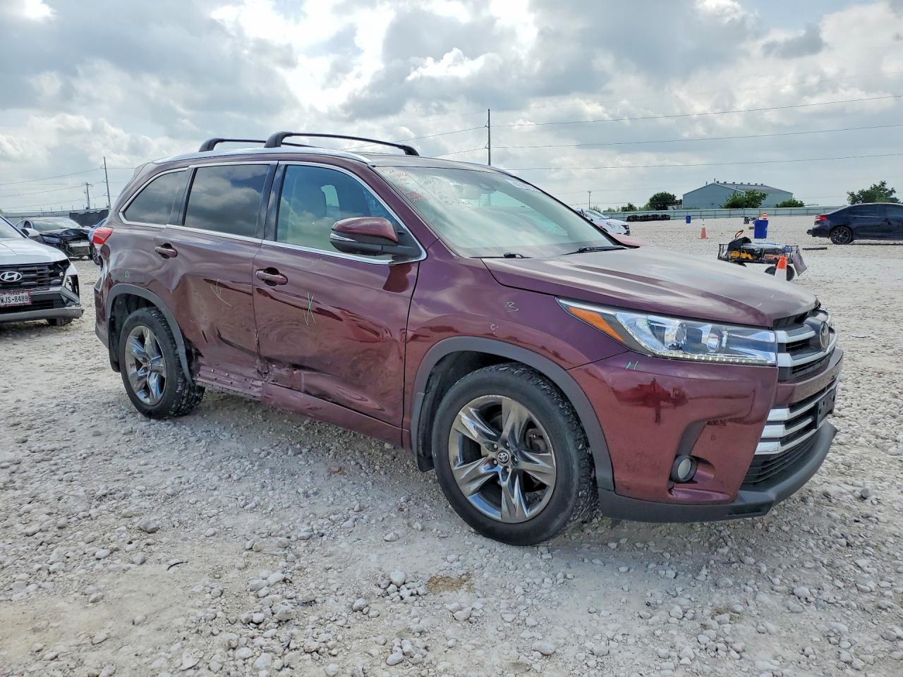 2017 TOYOTA Highlander VIN 5TDDZRFH6HS435932 photo 4