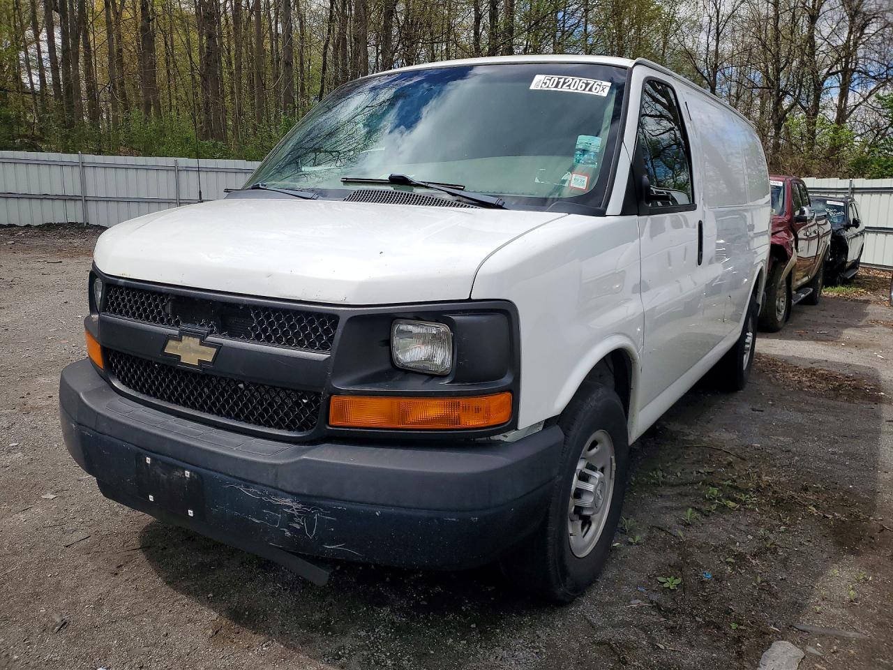 2016 CHEV Express VIN 1GCWGAFF5G1215627 photo 1
