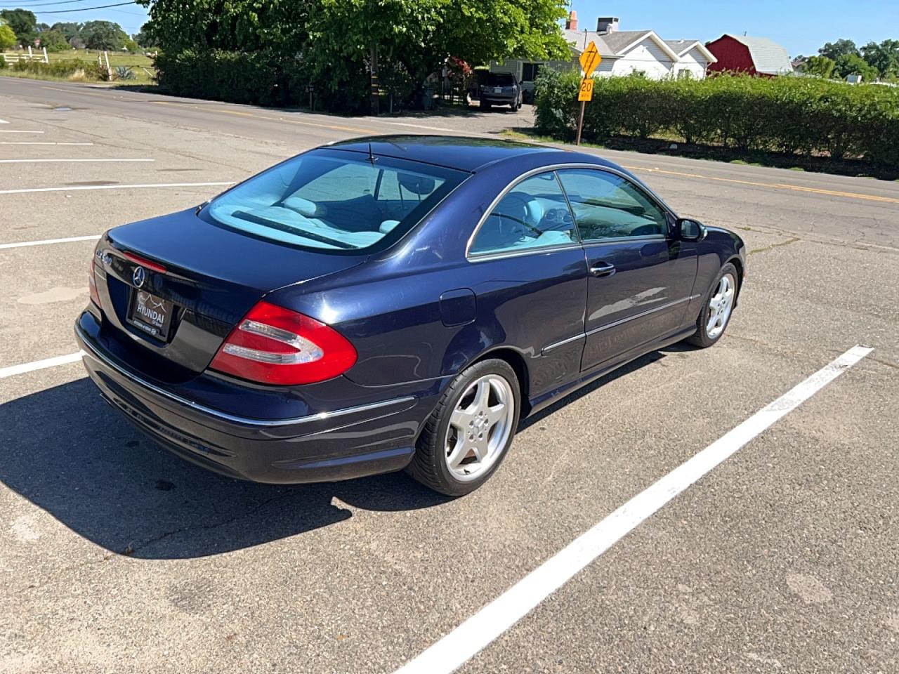 2003 Mercedes-Benz Clk-class VIN WDBTJ75J93F056586 photo 4