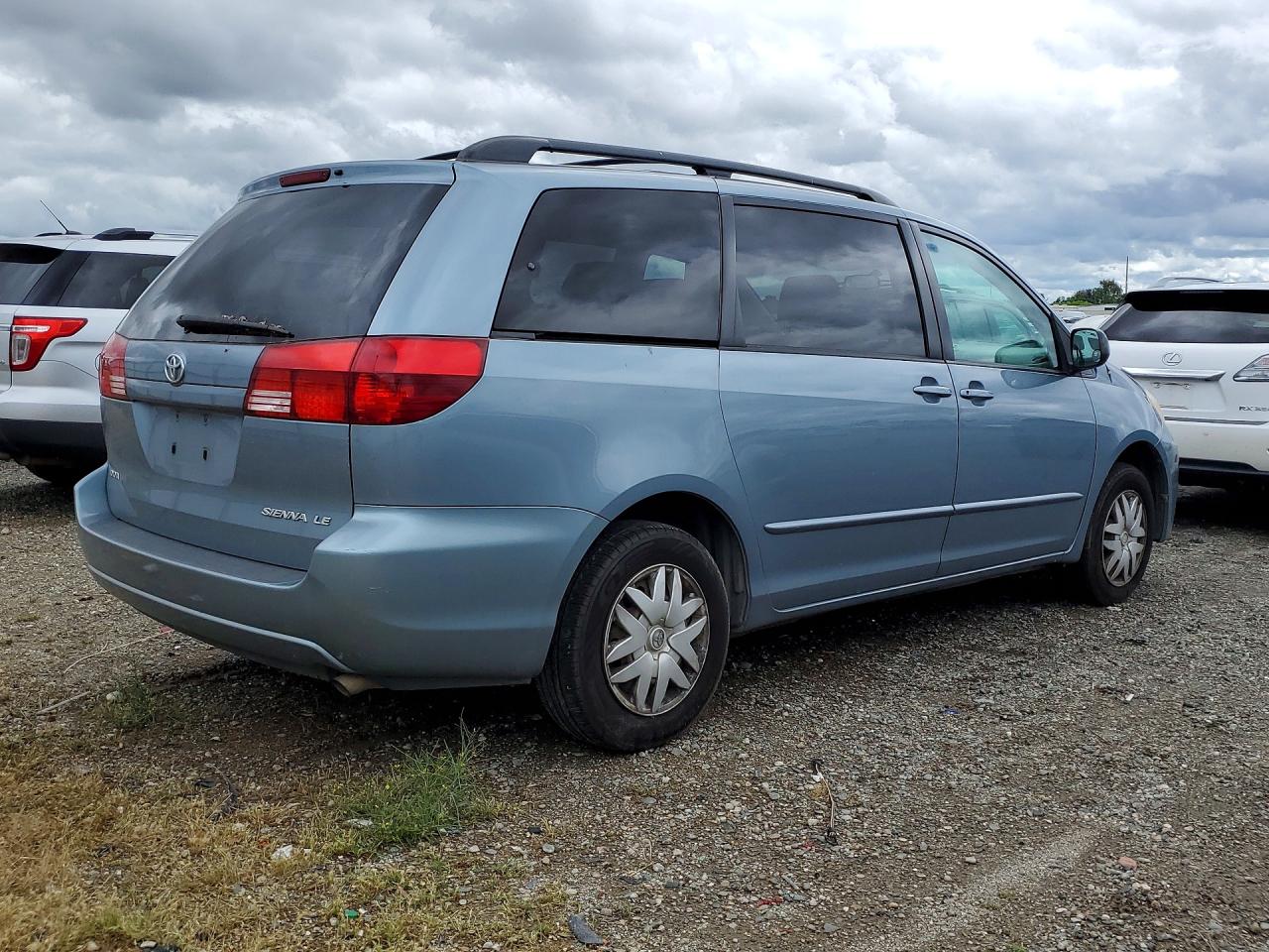 2004 Toyota Sienna VIN 5TDZA23C14S151437 photo 3