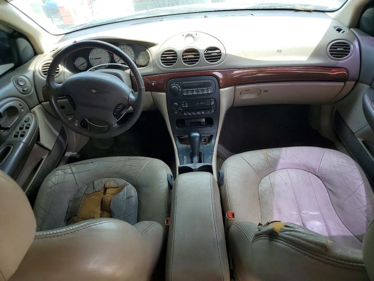 2004 Chrysler 300 VIN 2C3HE66G14H690486 photo 8
