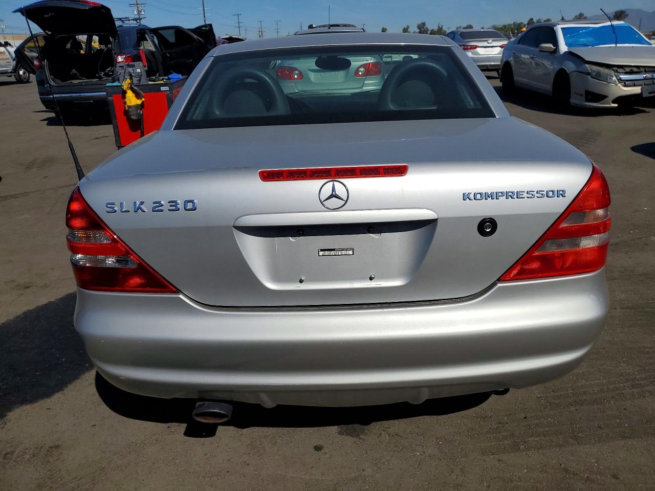 1999 Mercedes-Benz Slk-class VIN WDBKK47FXXF088789 photo 6