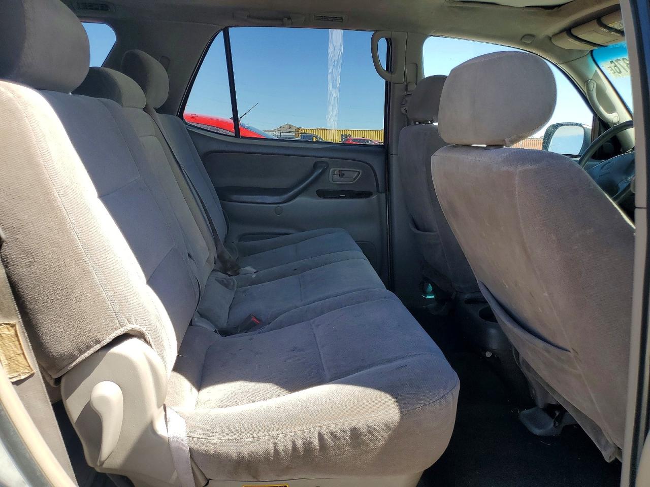 2002 TOYOTA Sequoia VIN 5TDZT34AX2S125834 photo 10