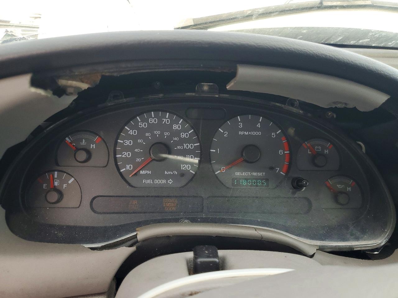 2000 Ford Mustang VIN 1FAFP4448YF145960 photo 9