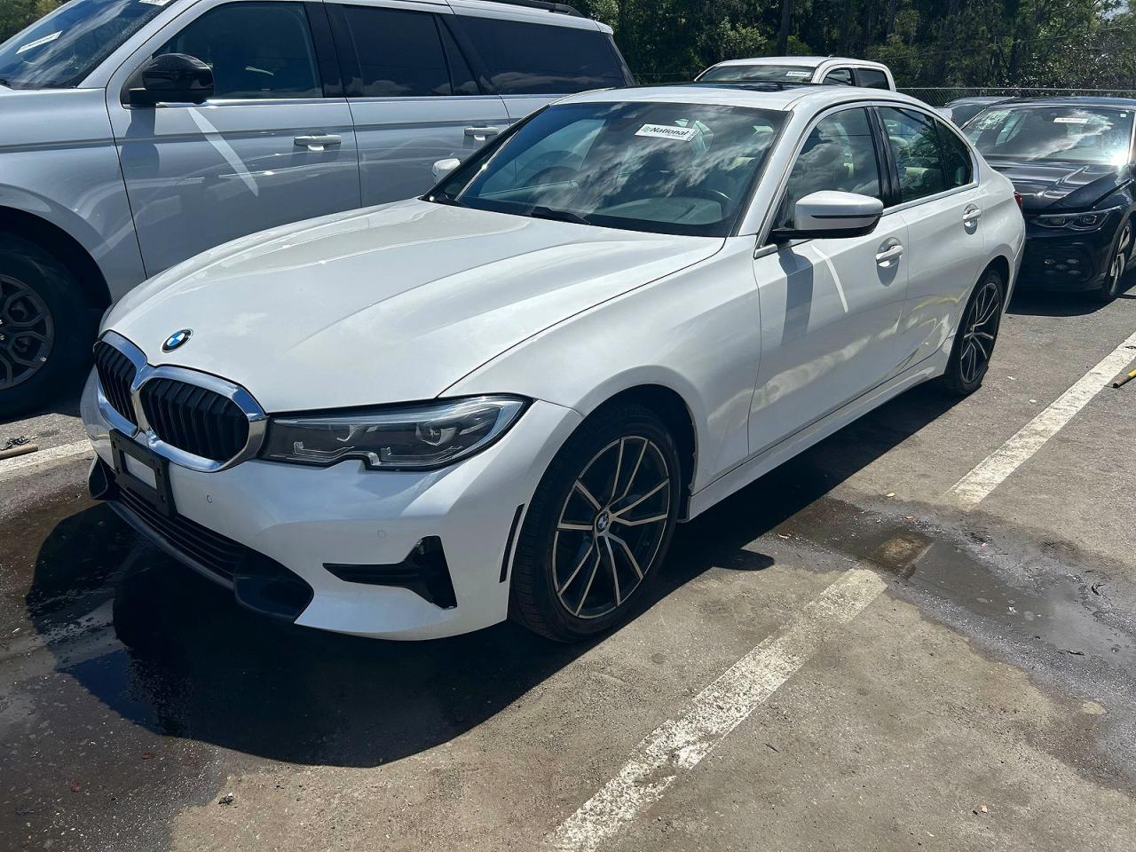 2021 BMW 3 series VIN 3MW5R7J02M8C01491 photo 2