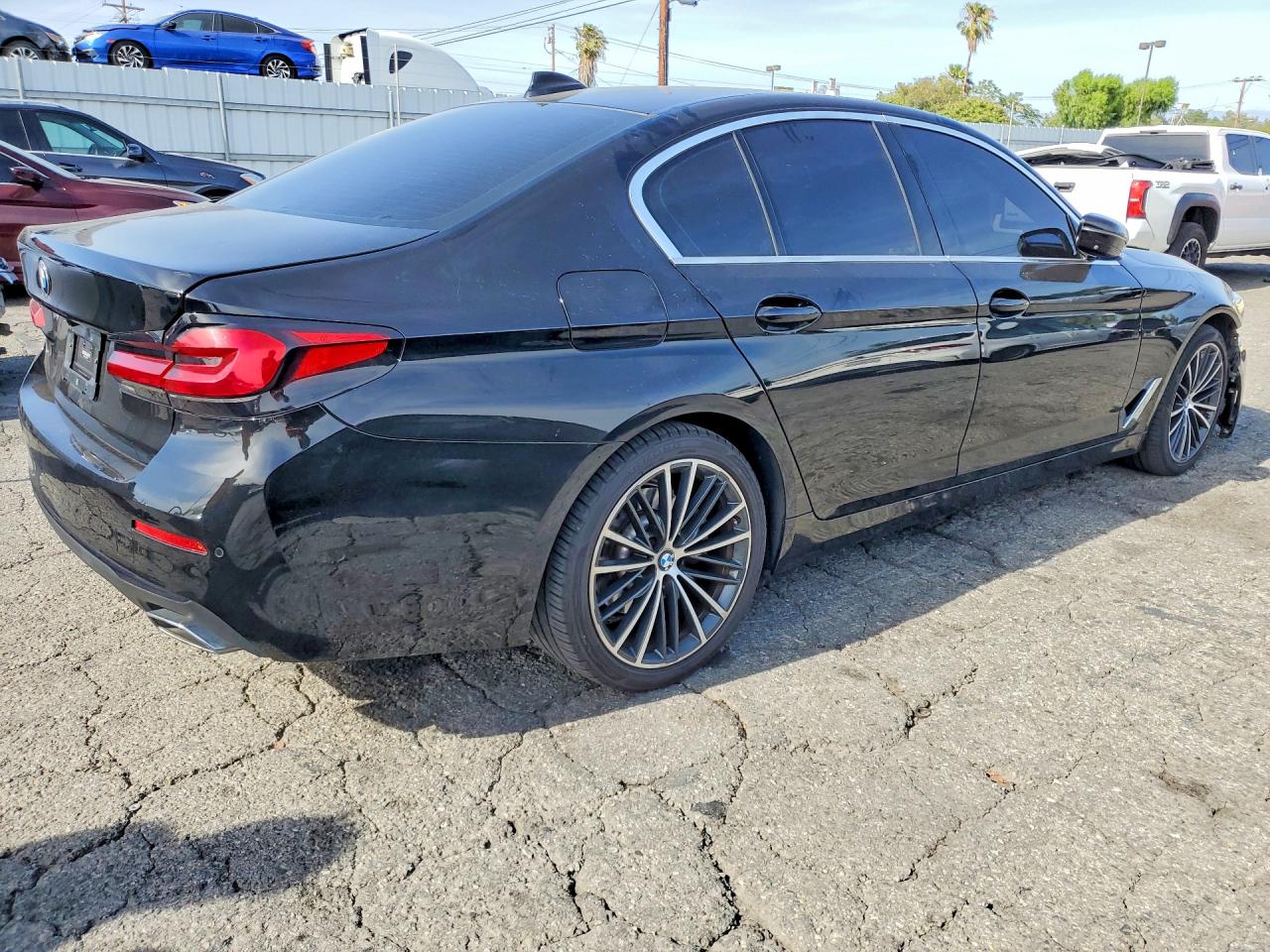 2021 BMW 5 series VIN WBA13AG02MCF46245 photo 3