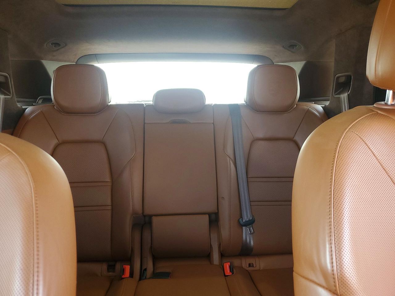 2021 Porsche Cayenne VIN WP1AG2AY3MDA33930 photo 10