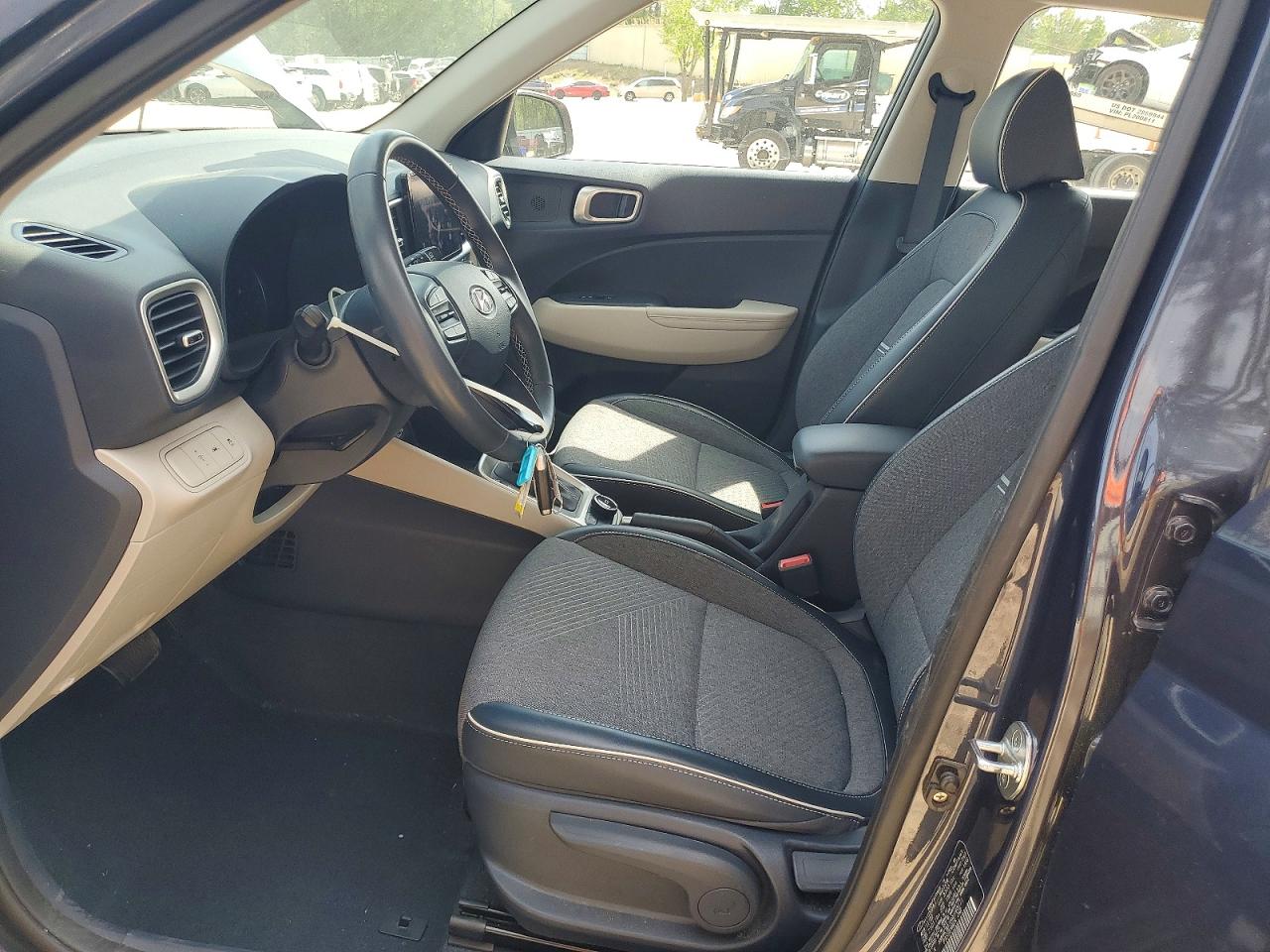 2022 Hyundai Venue VIN KMHRC8A35NU183171 photo 7