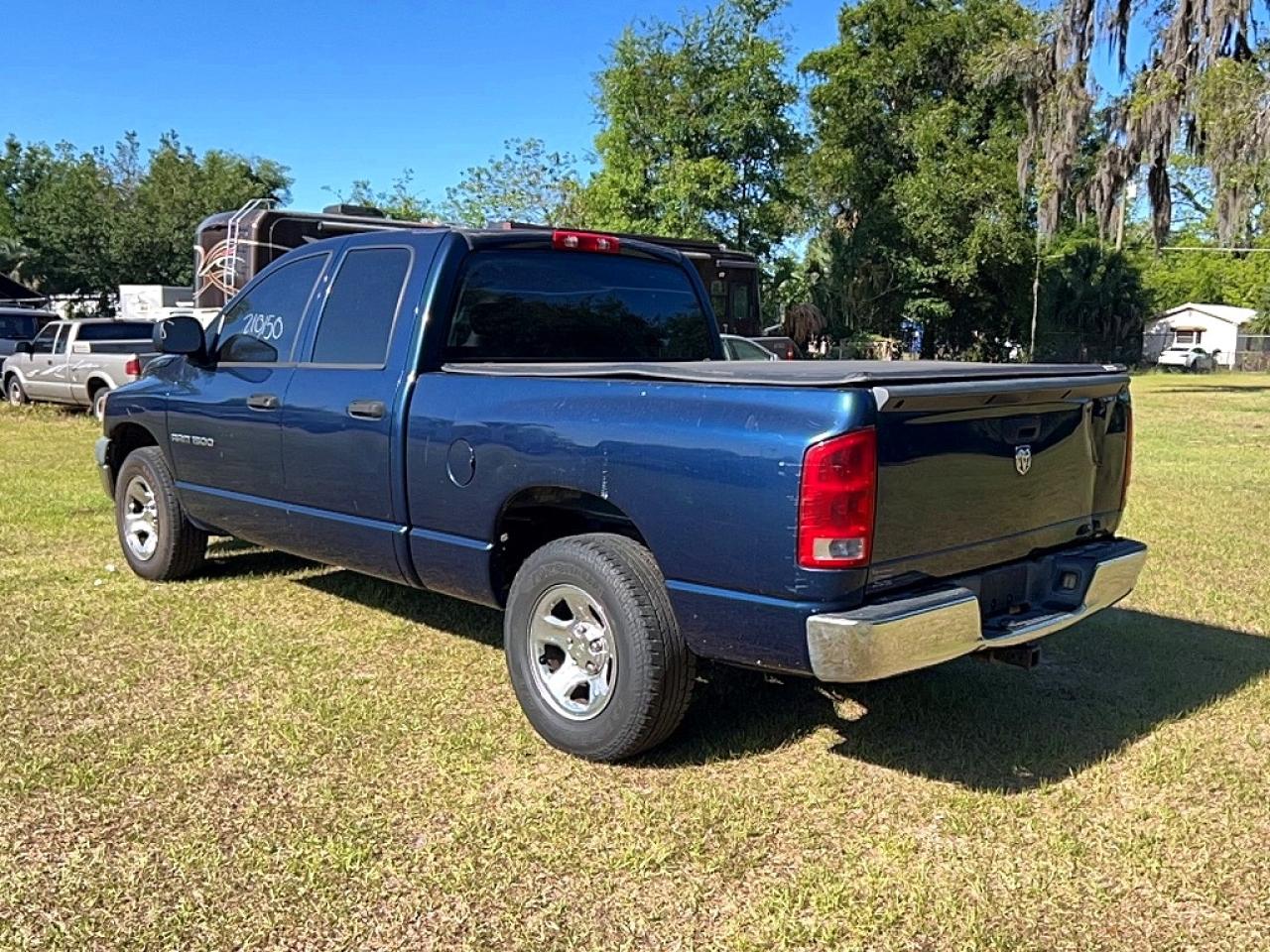 2006 Dodge Ram 1500 VIN 1D7HA18K76J244572 photo 3