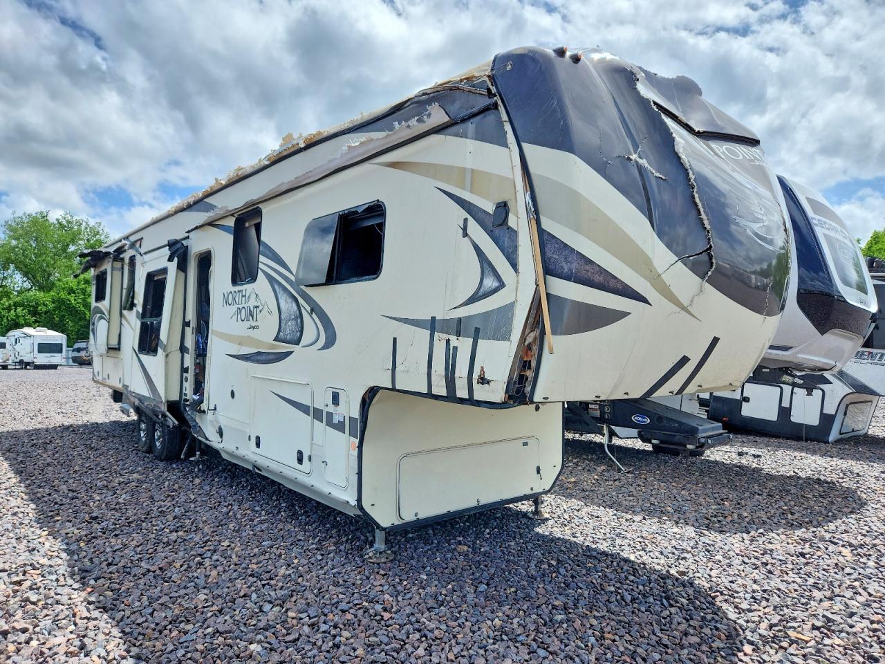 2020 JAYCO All models VIN 1UJCJ0BV6L1LZ0068 photo 1