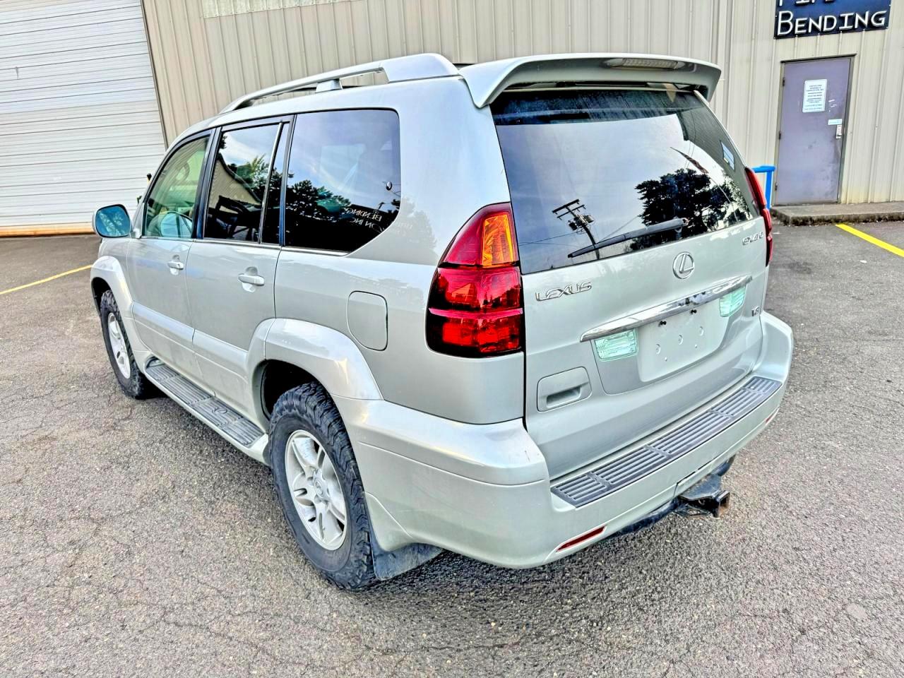 2003 Lexus Gx VIN JTJBT20X130004567 photo 3