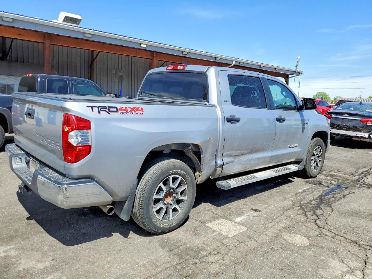 2020 Toyota Tundra VIN 5TFDY5F17LX873554 photo 3
