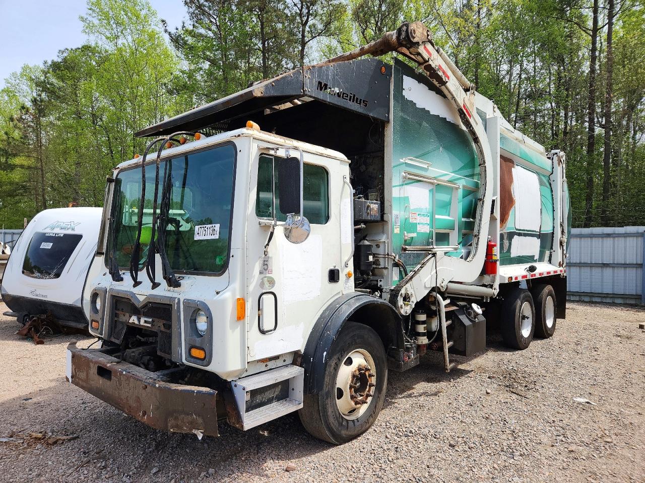 2016 MACK All other VIN 1M2AV04C8GM014978 photo 2