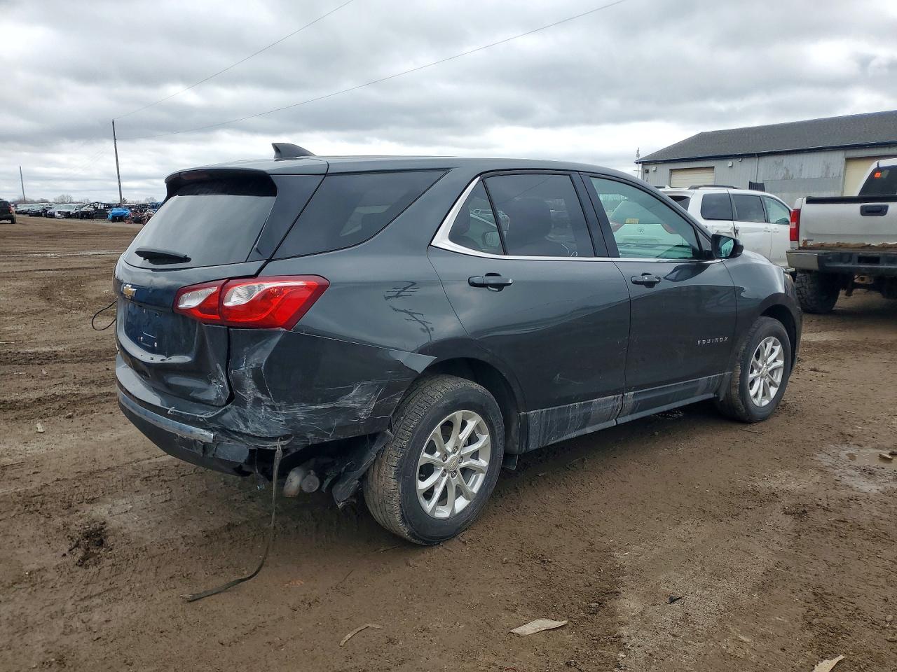 2020 Chevrolet Equinox VIN 2GNAXJEV9L6105486 photo 3