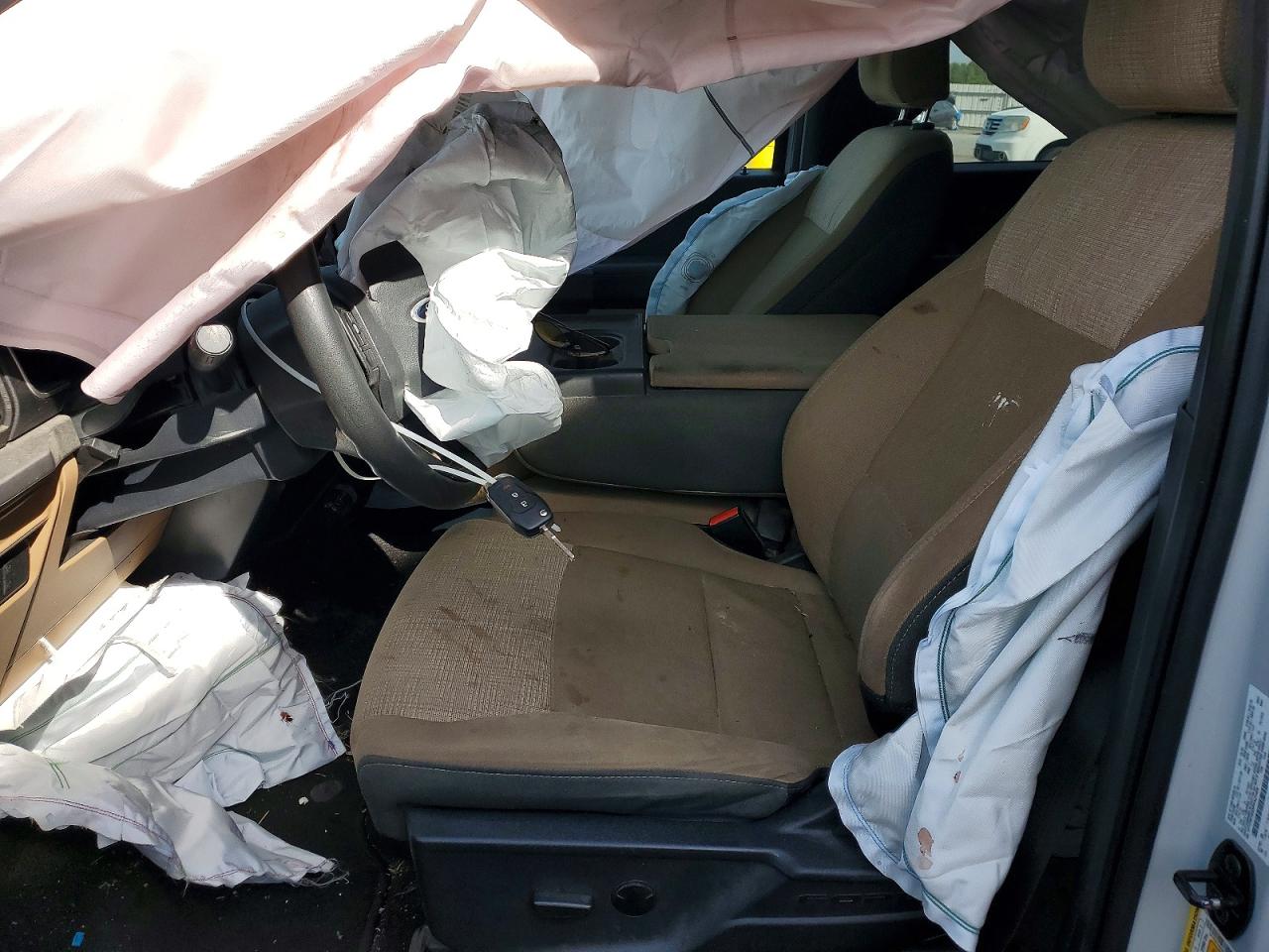 2023 Ford F150 VIN 1FTFW1E85PFA21429 photo 7