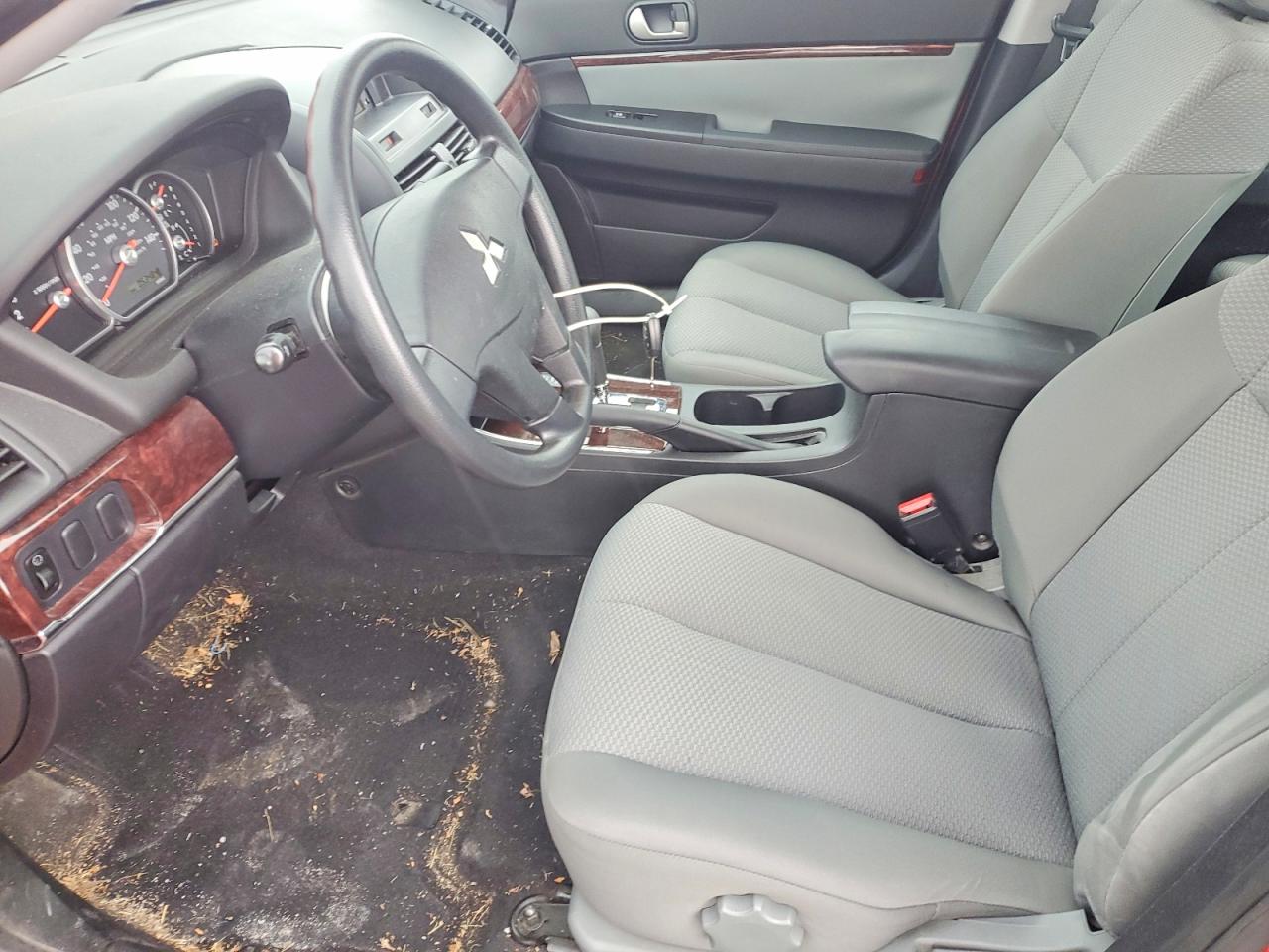 2009 Mitsubishi Galant VIN 4A3AB36F99E035399 photo 7