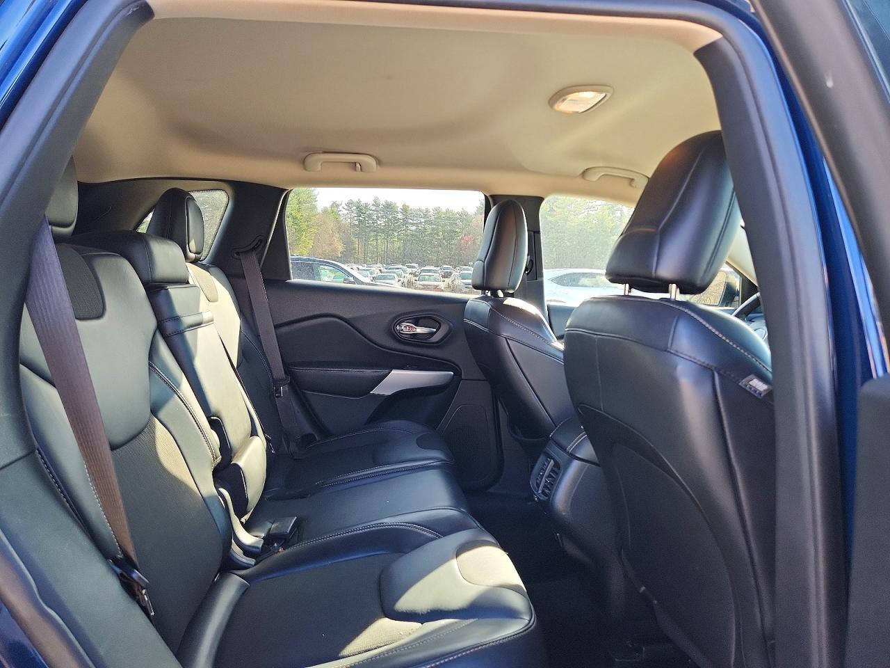 2018 Jeep Grand cher VIN 1C4PJMLB6JD613234 photo 11