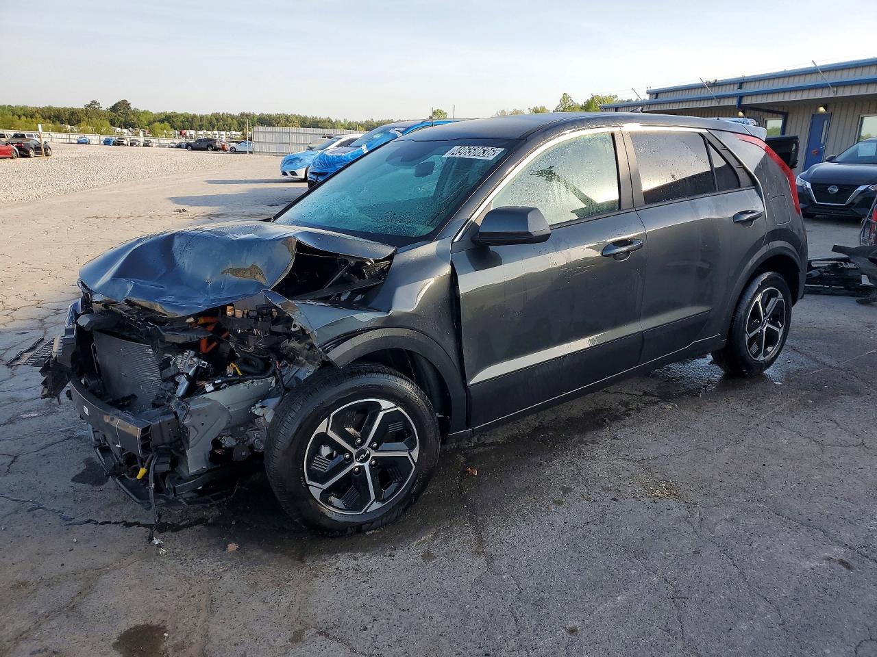 2026 KIA Niro VIN KNDCP3LE2T5319425 photo 1