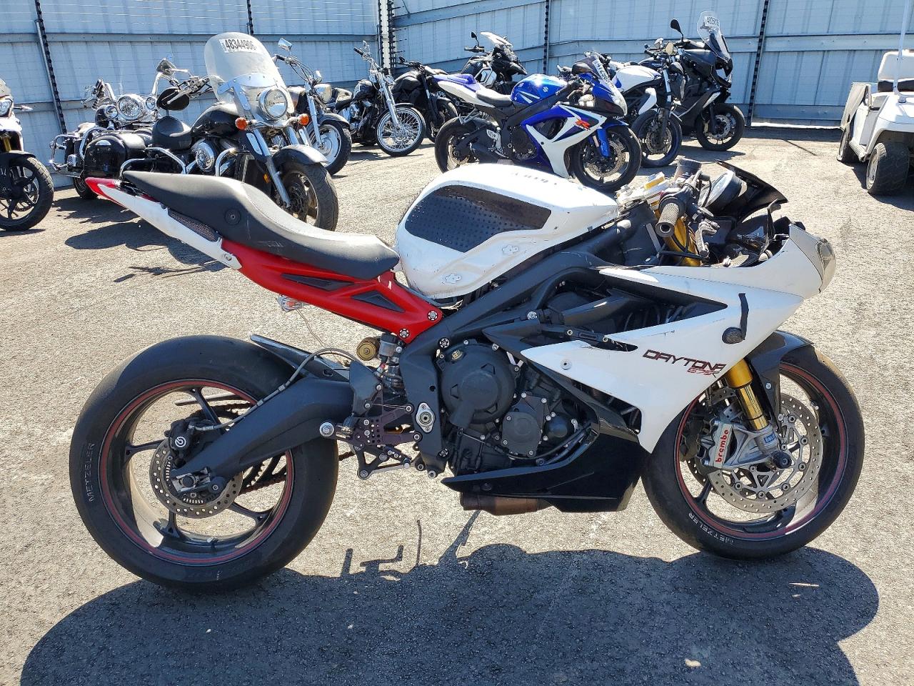 2014 TRIUMPH Daytona VIN SMTA02YK9EJ623237 photo 1