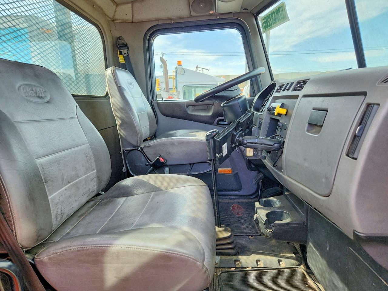 2013 PETERBILT All models VIN 2NP3LN0X4DM190224 photo 5