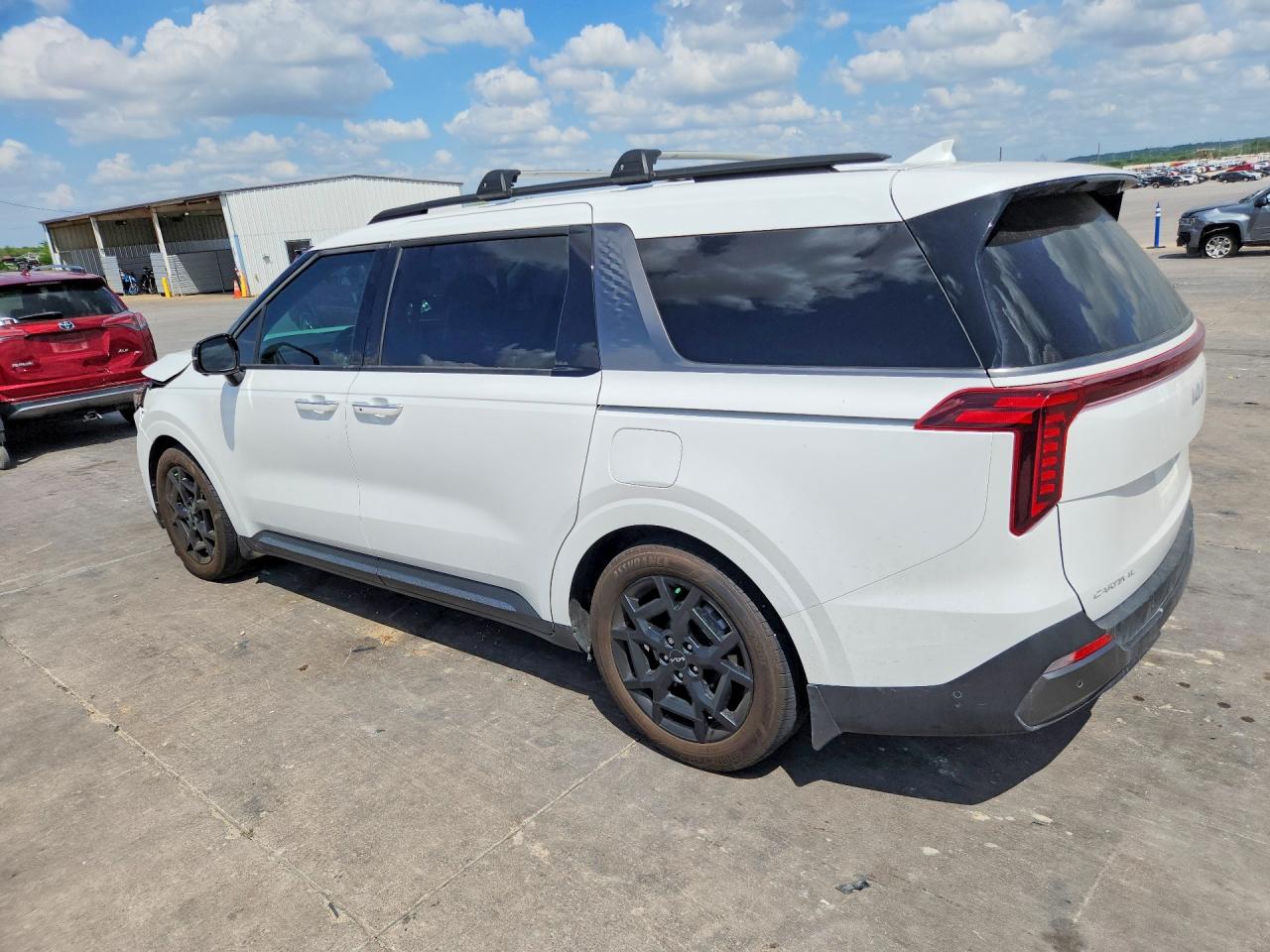 2025 Kia All other VIN KNDNE5K31S6469691 photo 2