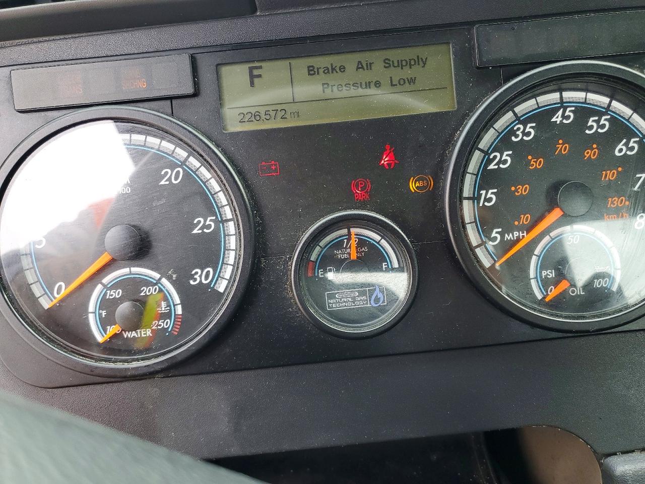 2018 FREIGHTLINER All other VIN 1FUBGAD95JLJS1005 photo 8