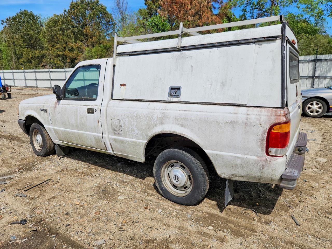 1996 Ford Ranger VIN 1FTCR10A0TUD60917 photo 2