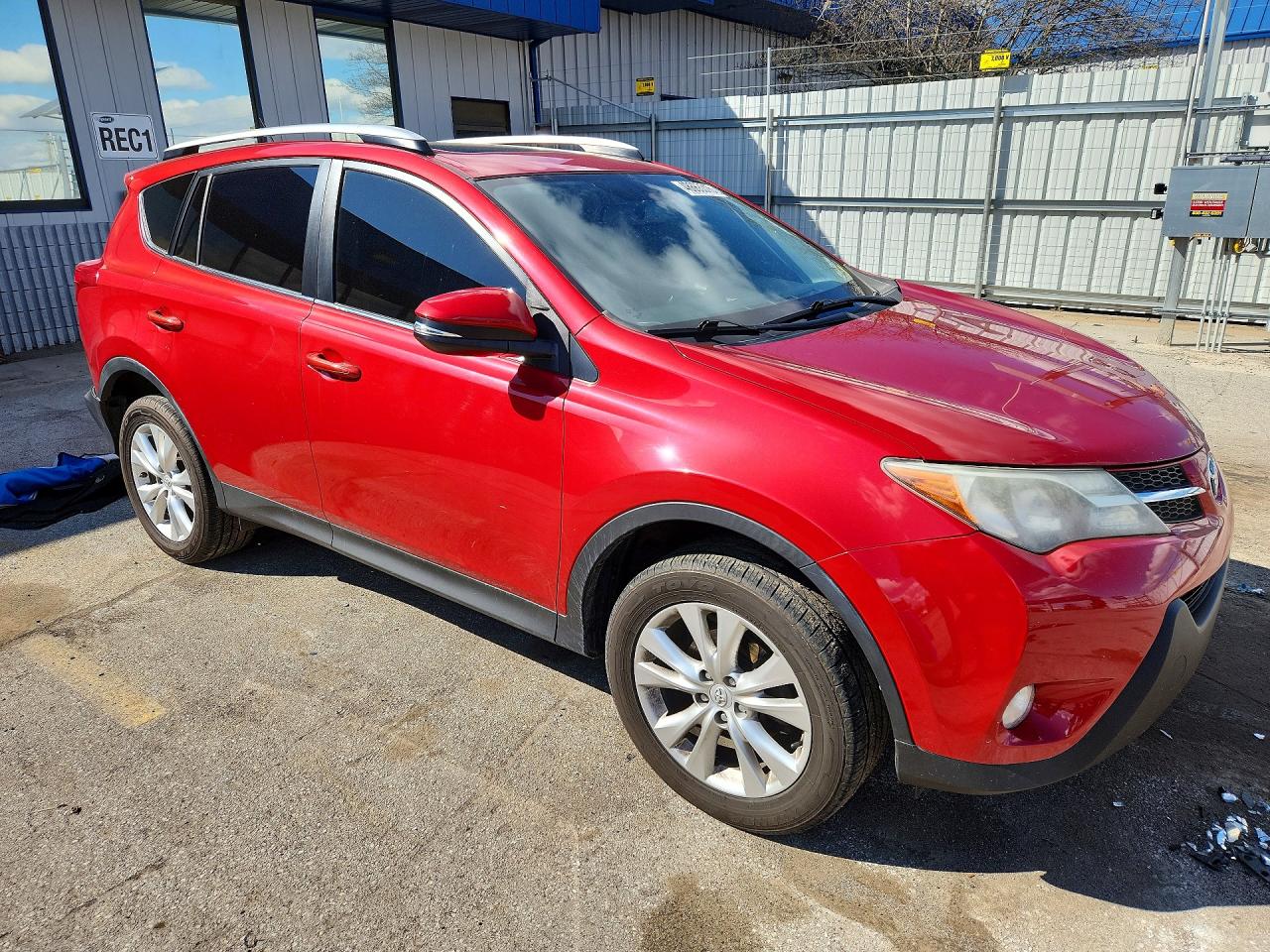 2015 Toyota Rav4 VIN JTMDFREV2FD099110 photo 4