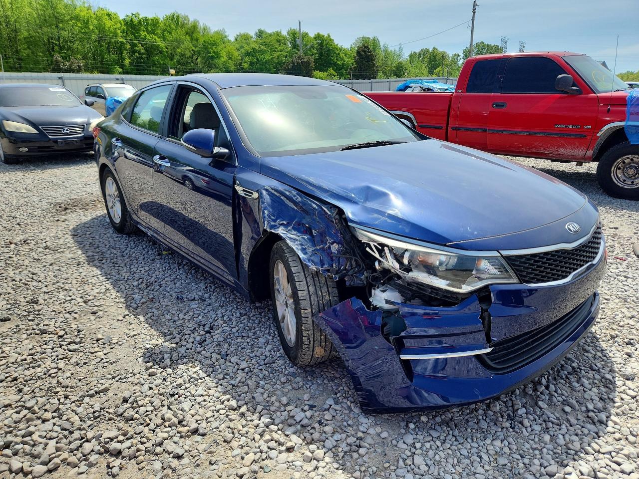 2016 Kia Optima VIN 5XXGT4L35GG115494 photo 4