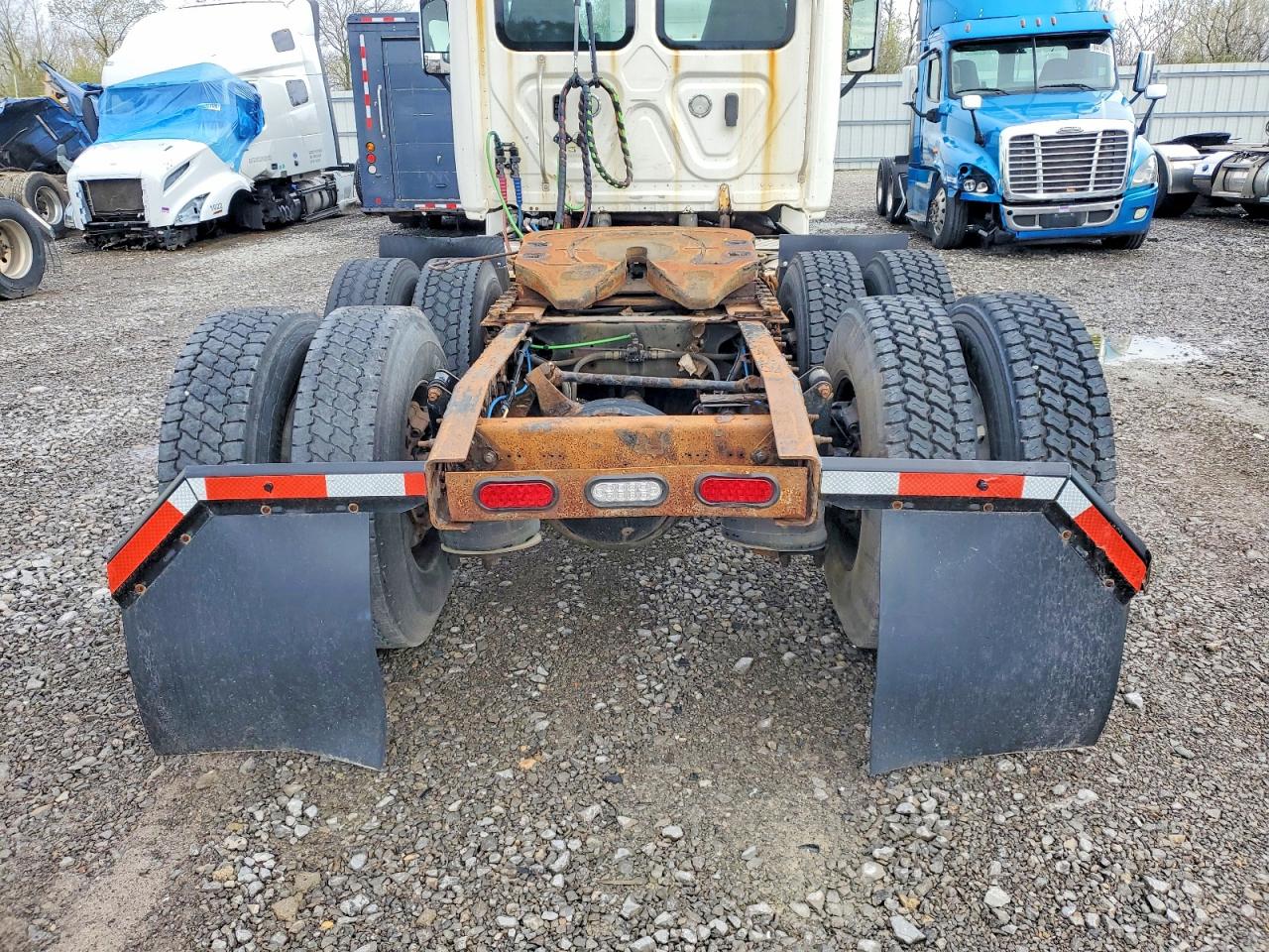 2018 FREIGHTLINER All other VIN 1FUJGEDRXJLJR9654 photo 6